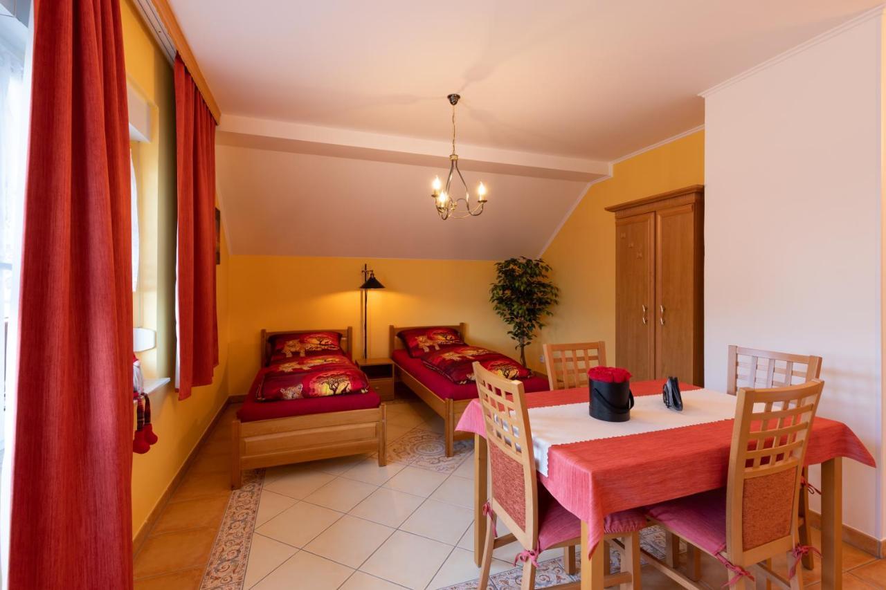 Pension Eric Ostrov  Exterior foto